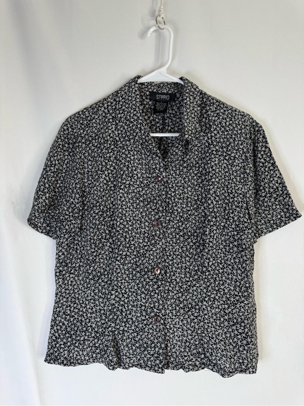 Studio Black and White Mini Floral Button-Down Shirt - Picture 2 of 7